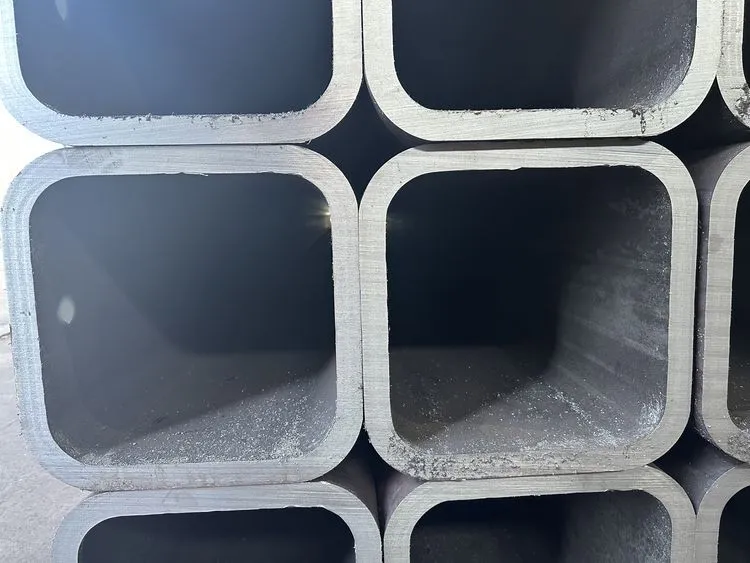 RECTANGULAR HOLLOW SECTION